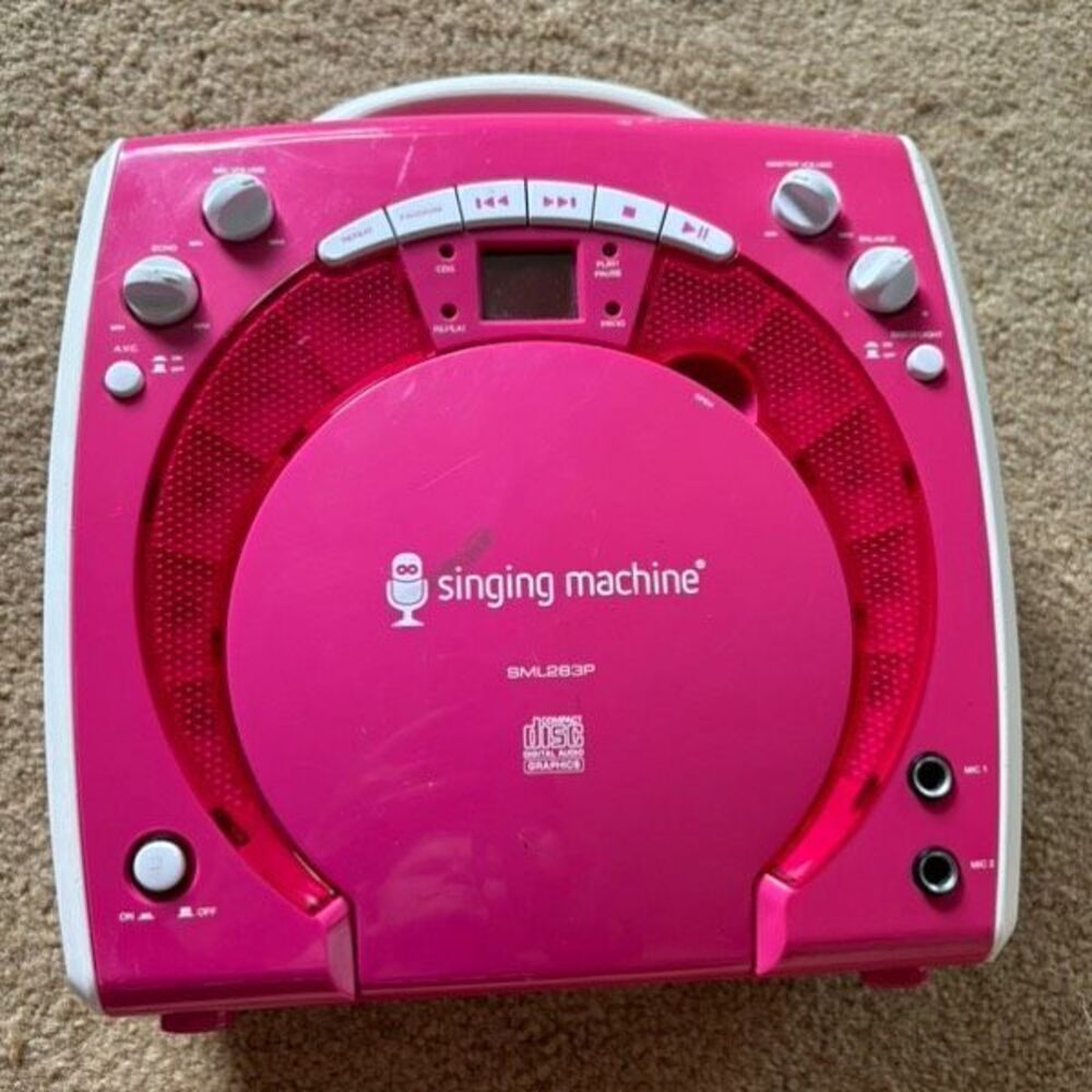 Singing Machine SML283P Portable CD/CDG Karaoke Player *No Mic or AC*